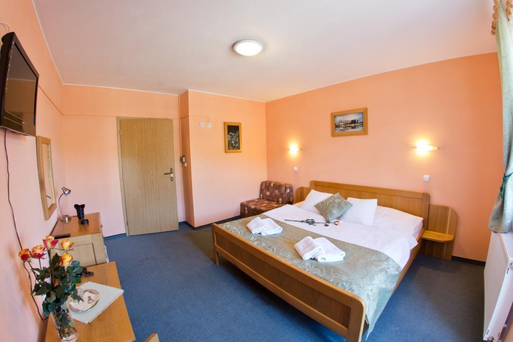 Hotel Gobor Vitanová Dış mekan fotoğraf